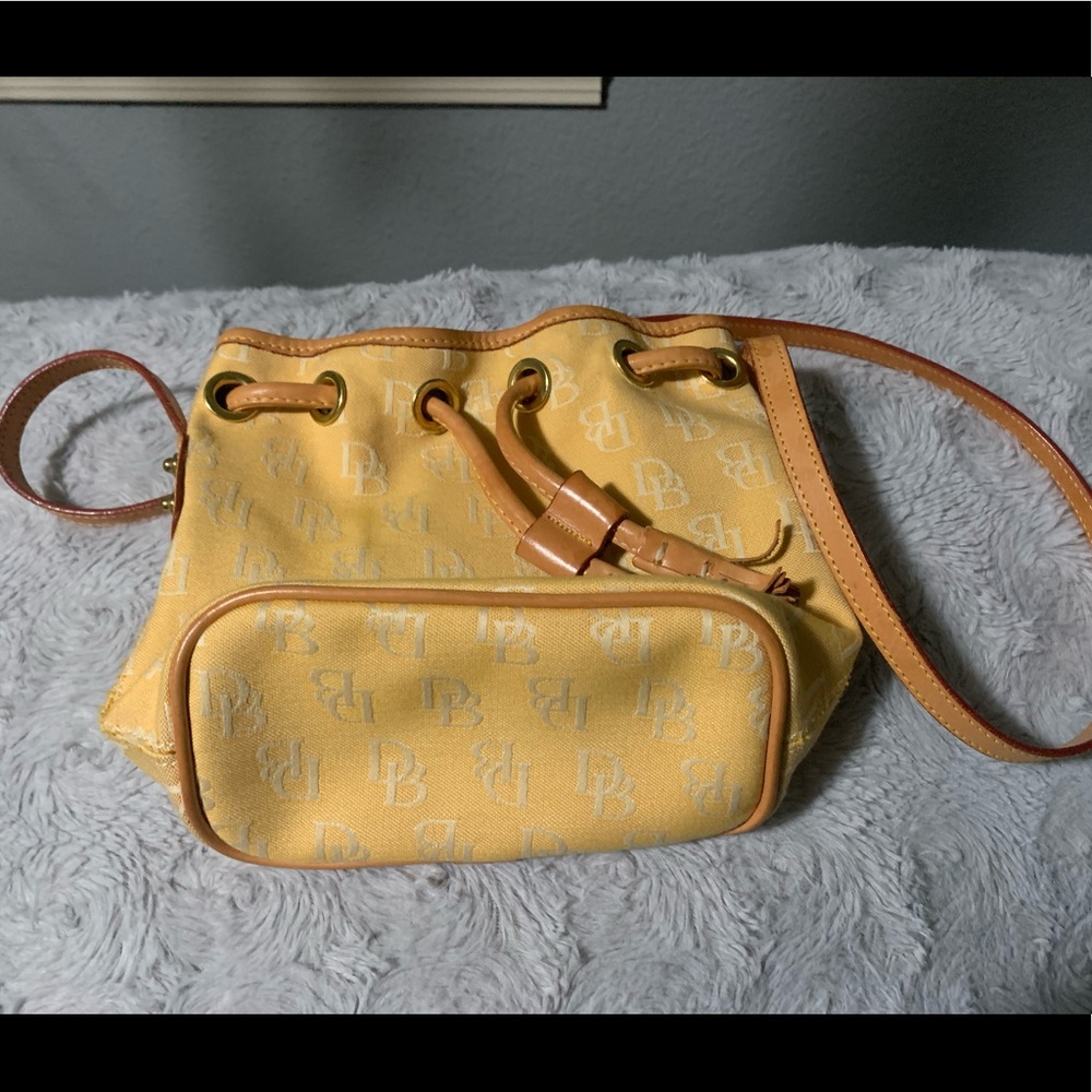 Dooney and Bourke shoulder bag